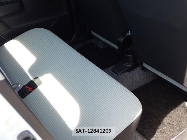 Suzuki ALTO 2016-11 8779425-17