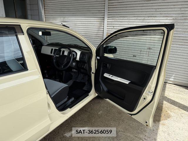Suzuki ALTO 2016-02 8779420-14
