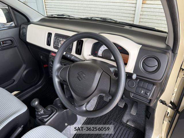 Suzuki ALTO 2016-02 8779420-15
