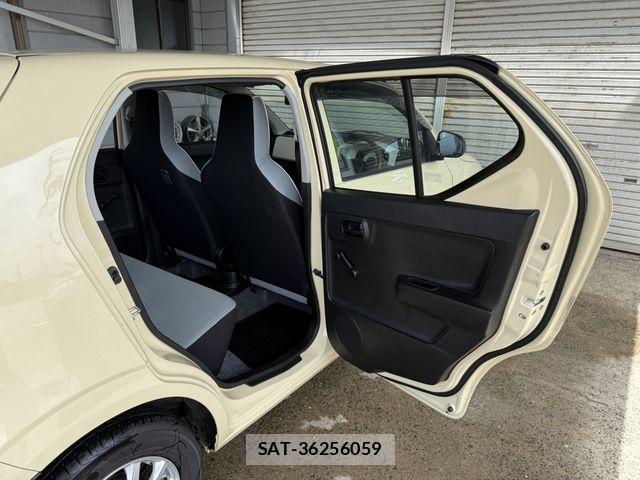 Suzuki ALTO 2016-02 8779420-17