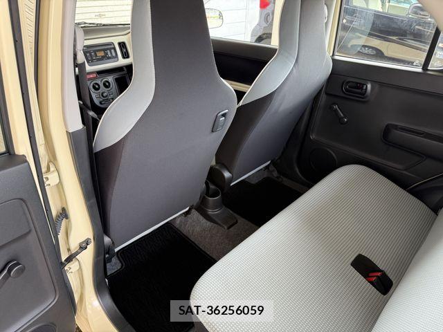 Suzuki ALTO 2016-02 8779420-24