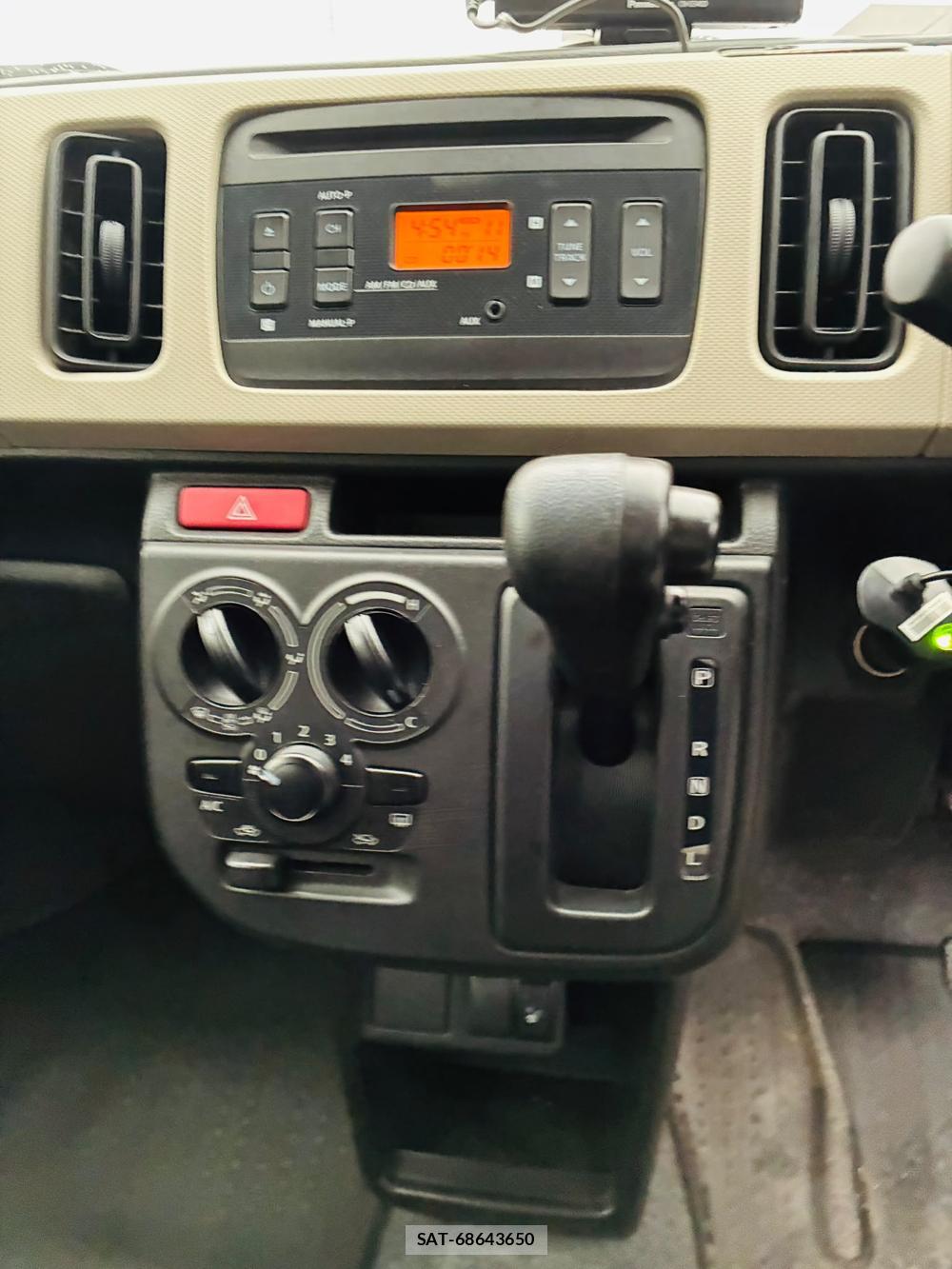 Suzuki ALTO 2019-04 8625594-20