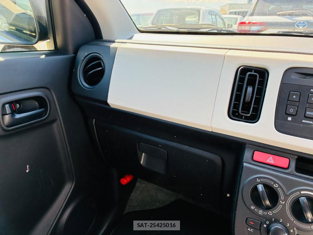 Suzuki ALTO 2019-07 8766466-18