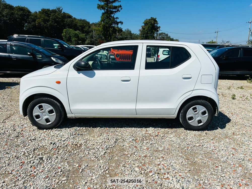 Suzuki ALTO 2019-07 8766466-1