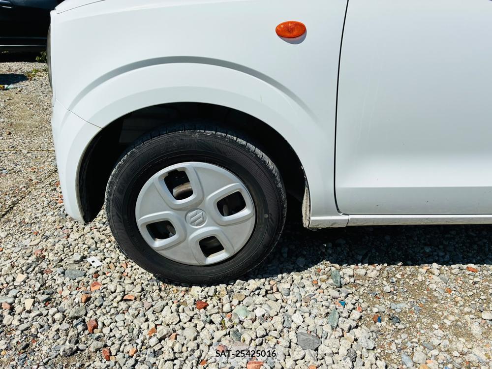 Suzuki ALTO 2019-07 8766466-27