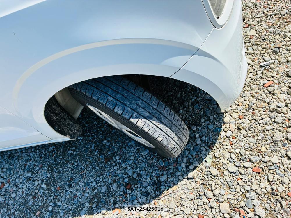 Suzuki ALTO 2019-07 8766466-30