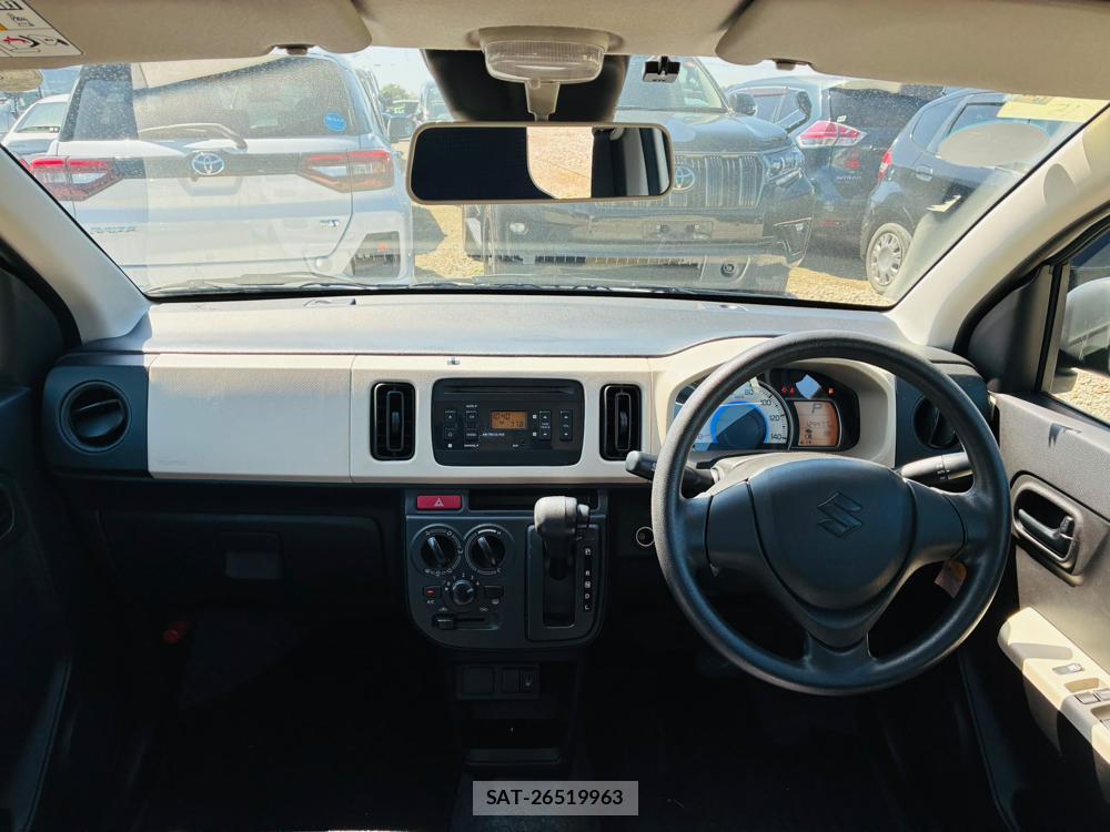 Suzuki ALTO 2019-03 8766465-12