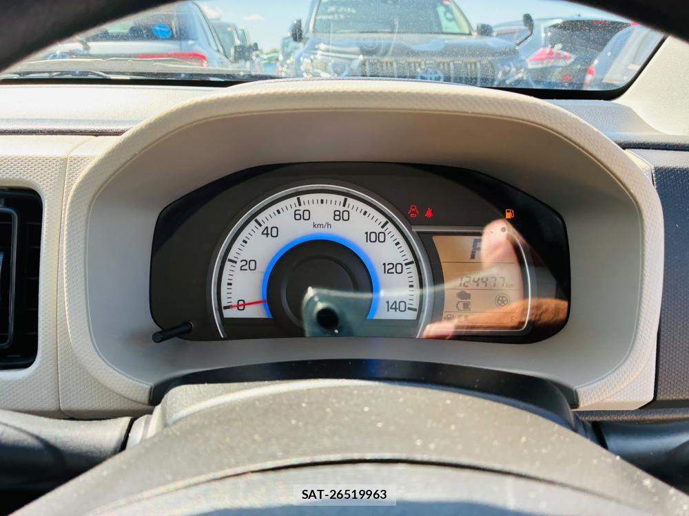 Suzuki ALTO 2019-03 8766465-15