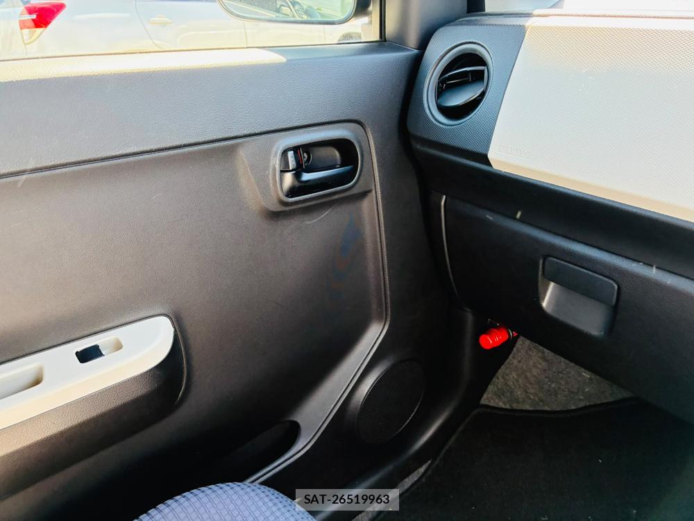 Suzuki ALTO 2019-03 8766465-21