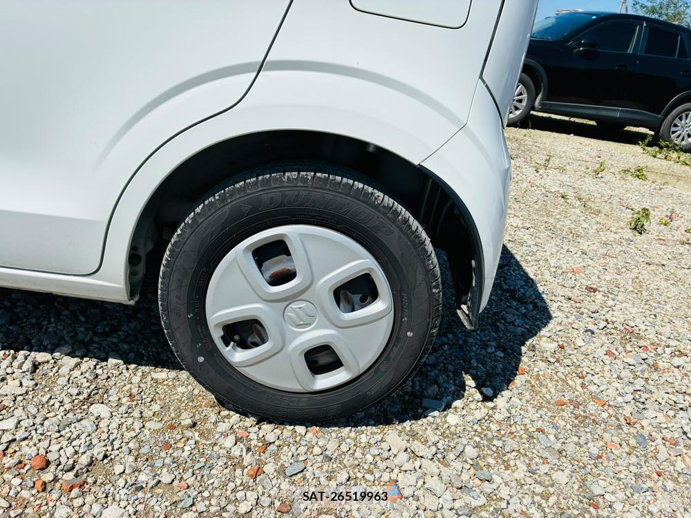 Suzuki ALTO 2019-03 8766465-28