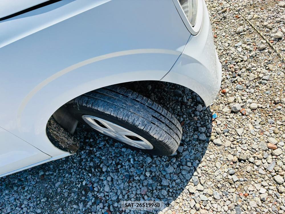 Suzuki ALTO 2019-03 8766465-30
