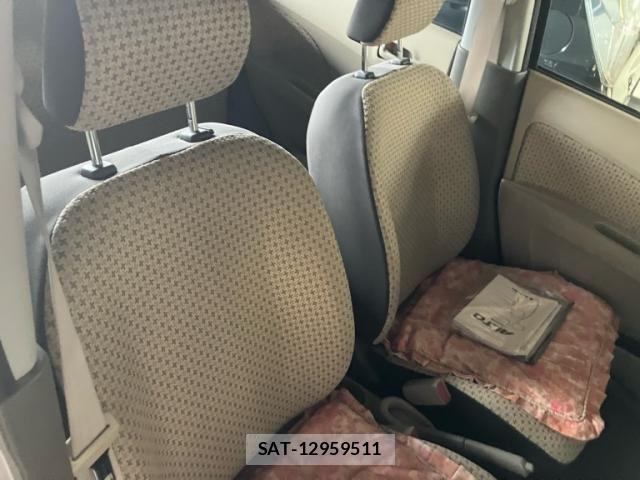Suzuki ALTO 2011-01 8827728-11