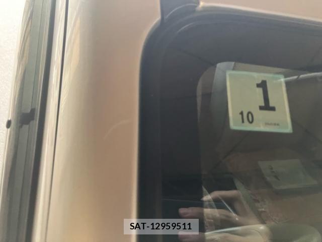 Suzuki ALTO 2011-01 8827728-18