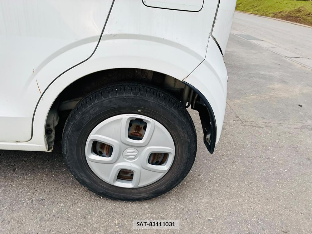 Suzuki ALTO 2019/04 8767007-28