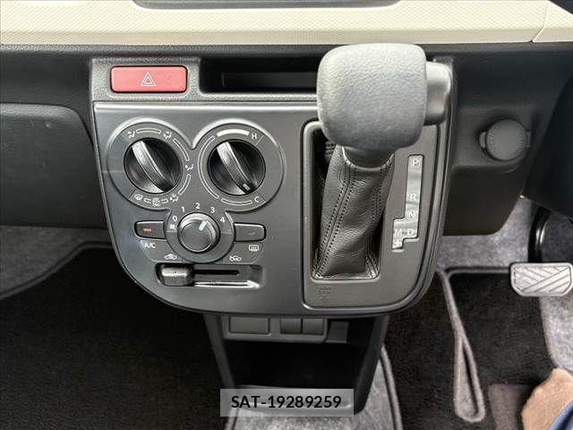 Suzuki ALTO 2016-07 8827724-23
