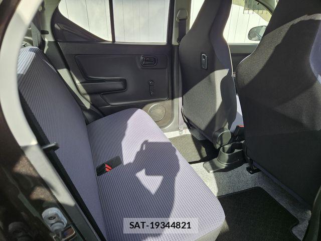 Suzuki ALTO 2019-02 8848152-14