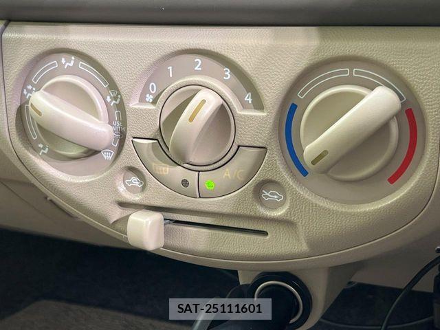Suzuki ALTO 2014-02 8878595-4