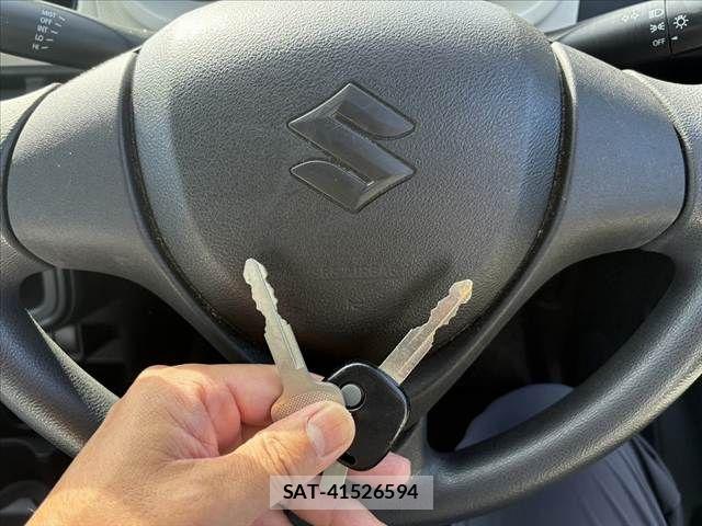 Suzuki ALTO 2015-06 8878593-5