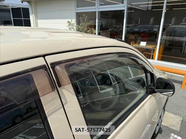 Suzuki ALTO 2013-09 8878602-27