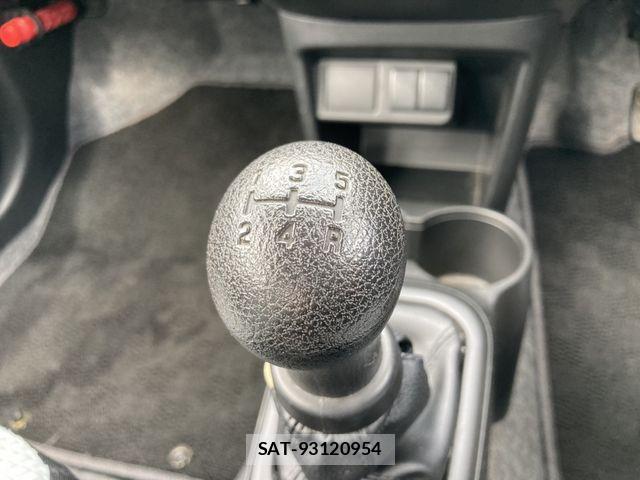 Suzuki ALTO 2016-03 8878599-25