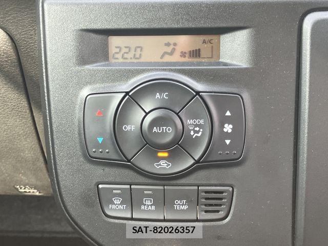 Suzuki ALTO 2015-04 8878596-22