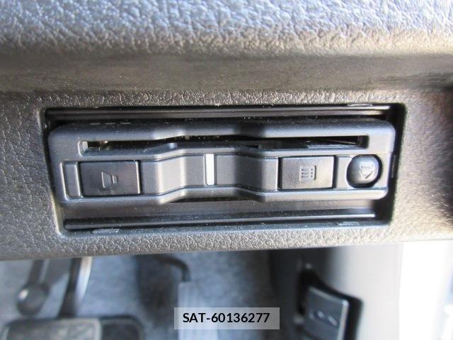 Suzuki ALTO 2022-11 6813590-10