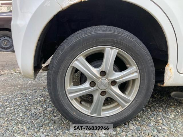 Suzuki ALTO 2012-01 6988010-5