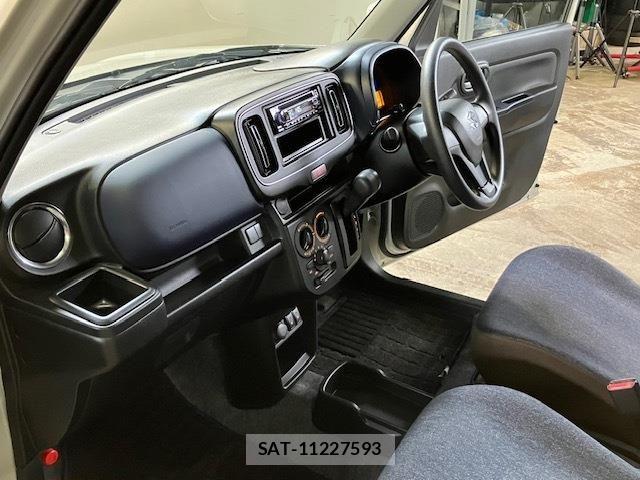 Suzuki ALTO 2022-05 7214519-15