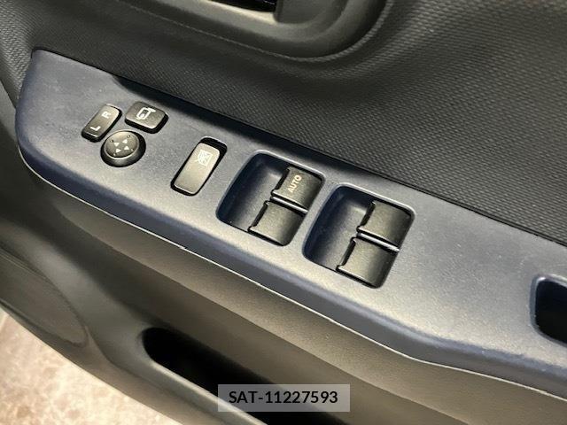 Suzuki ALTO 2022-05 7214519-18