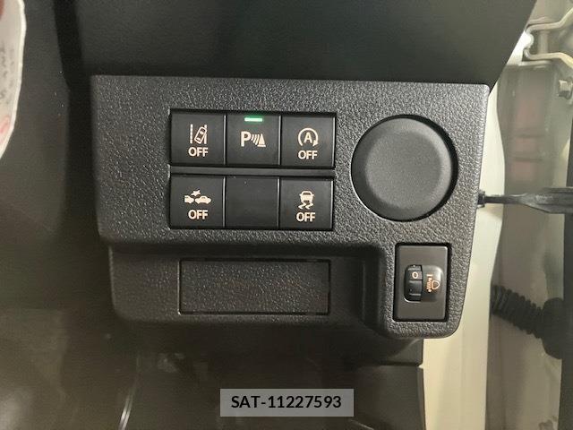 Suzuki ALTO 2022-05 7214519-23