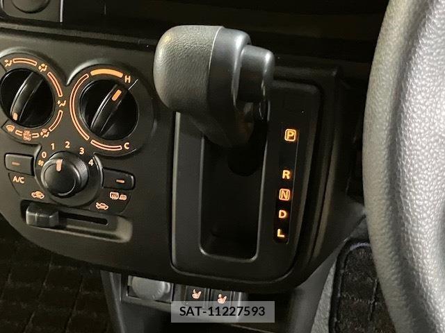 Suzuki ALTO 2022-05 7214519-26