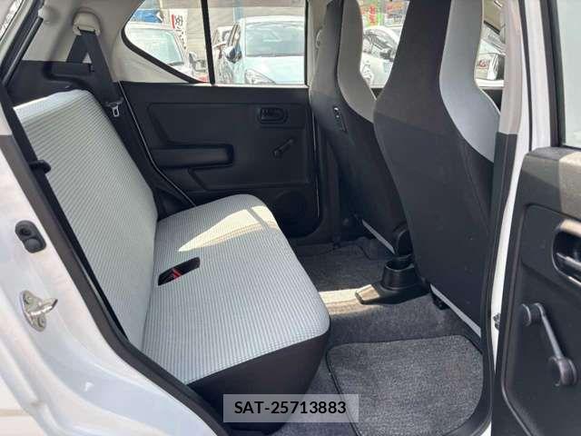 Suzuki ALTO 2017-10 7214508-17