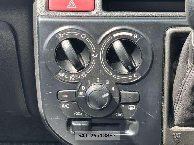 Suzuki ALTO 2017-10 7214508-6