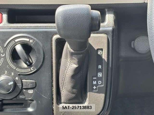 Suzuki ALTO 2017-10 7214508-7