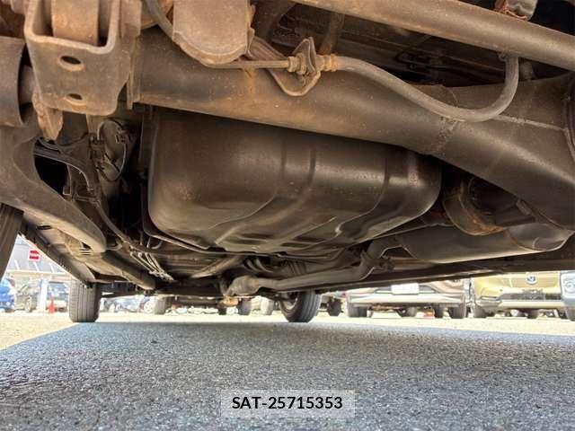 Suzuki ALTO 2016-01 7249764-27