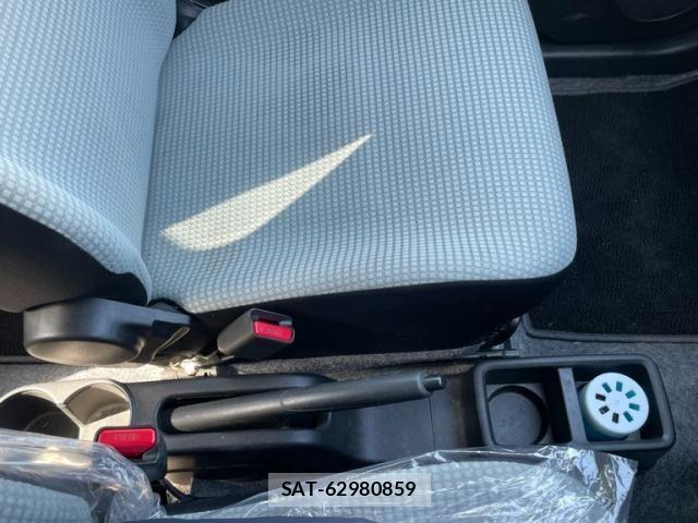 Suzuki ALTO 2016-10 7249765-23