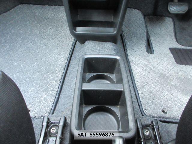 Suzuki ALTO 2019-02 7499425-23