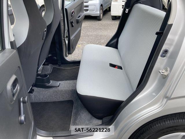 Suzuki ALTO 2018-05 8072755-10