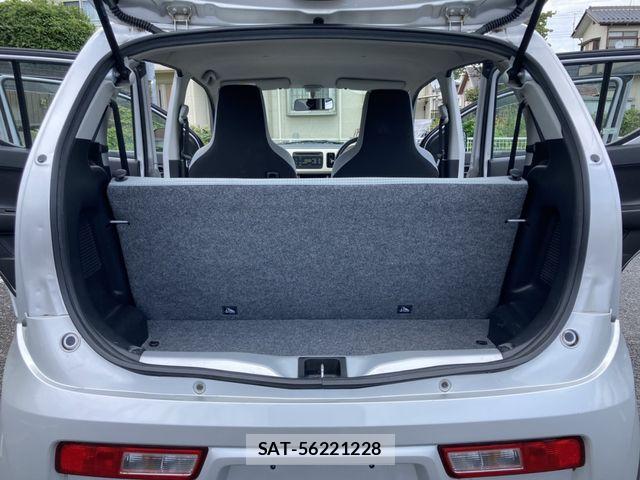 Suzuki ALTO 2018-05 8072755-11
