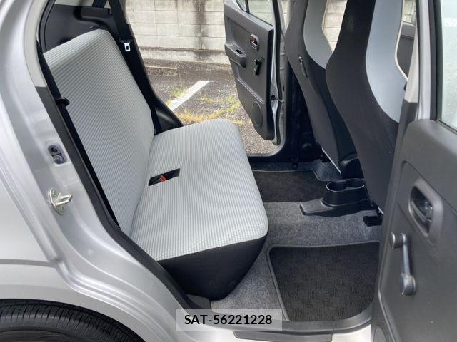 Suzuki ALTO 2018-05 8072755-13