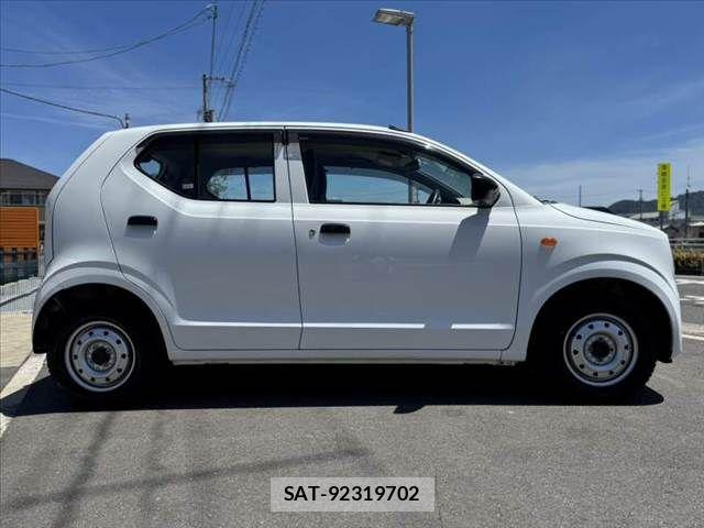 Suzuki ALTO 2021-03 8072754-11