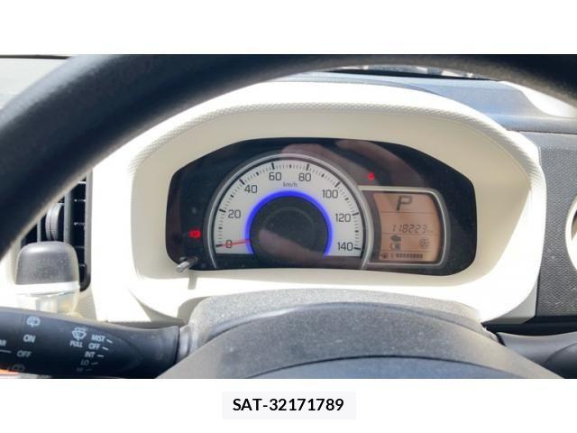 Suzuki ALTO 2017-10 8097903-11