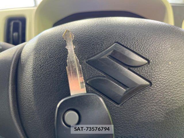 Suzuki ALTO 2017-06 8128809-6