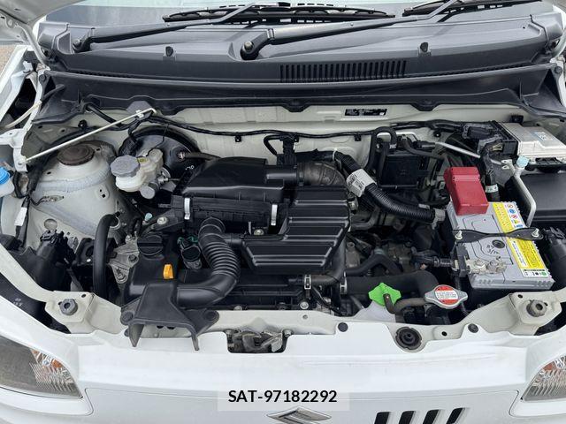 Suzuki ALTO 2017-06 8206208-24