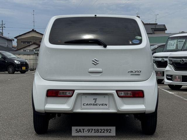 Suzuki ALTO 2017-06 8206208-6