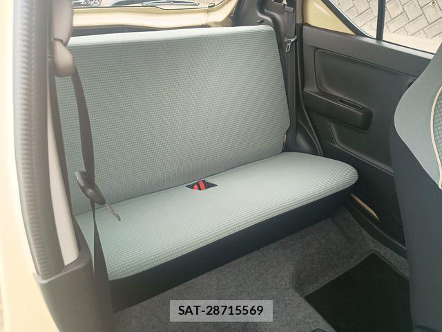Suzuki ALTO 2016-02 8312893-12