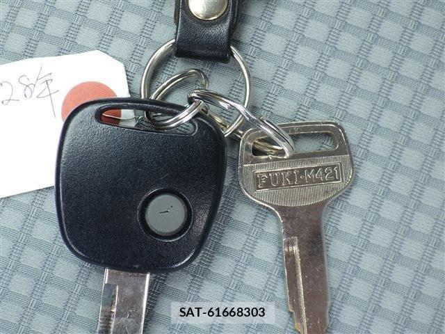 Suzuki ALTO 2016-03 8334733-12