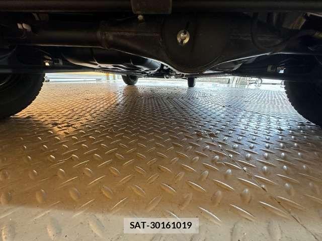 Suzuki ALTO 2019-06 8364623-16