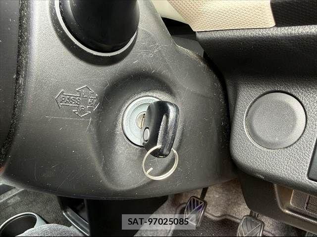 Suzuki ALTO 2015-03 8411143-21