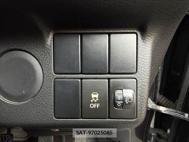 Suzuki ALTO 2015-03 8411143-22